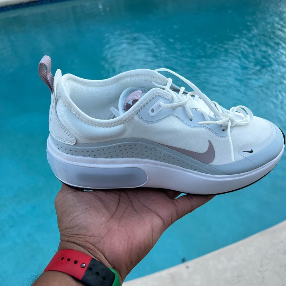 WOMAN NIKE AIR MAX DIA - Picture 2 of 4
